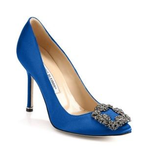 Manolo blahnik hangisi crystal royal blue pumps